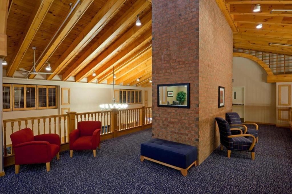 Holiday Inn Express Toronto East - Scarborough By Ihg エクステリア 写真