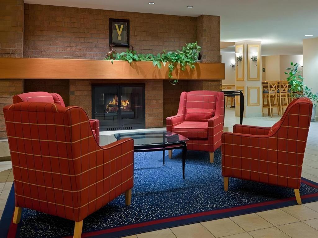 Holiday Inn Express Toronto East - Scarborough By Ihg エクステリア 写真