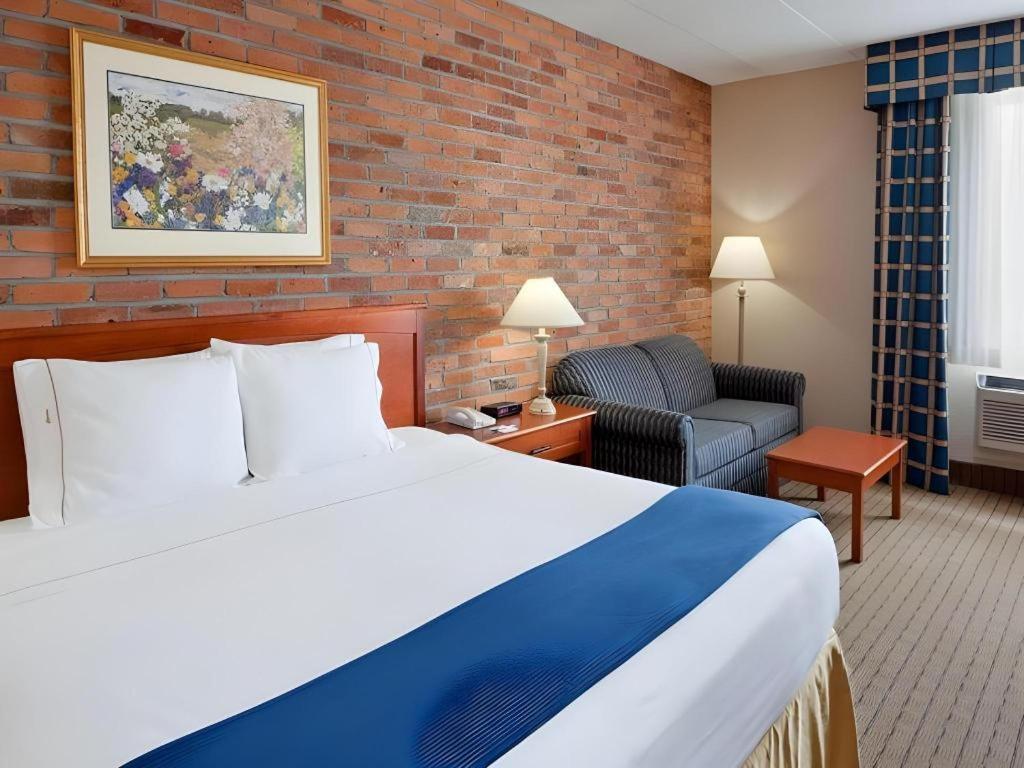 Holiday Inn Express Toronto East - Scarborough By Ihg エクステリア 写真