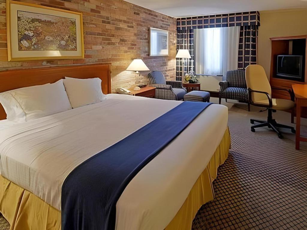 Holiday Inn Express Toronto East - Scarborough By Ihg エクステリア 写真